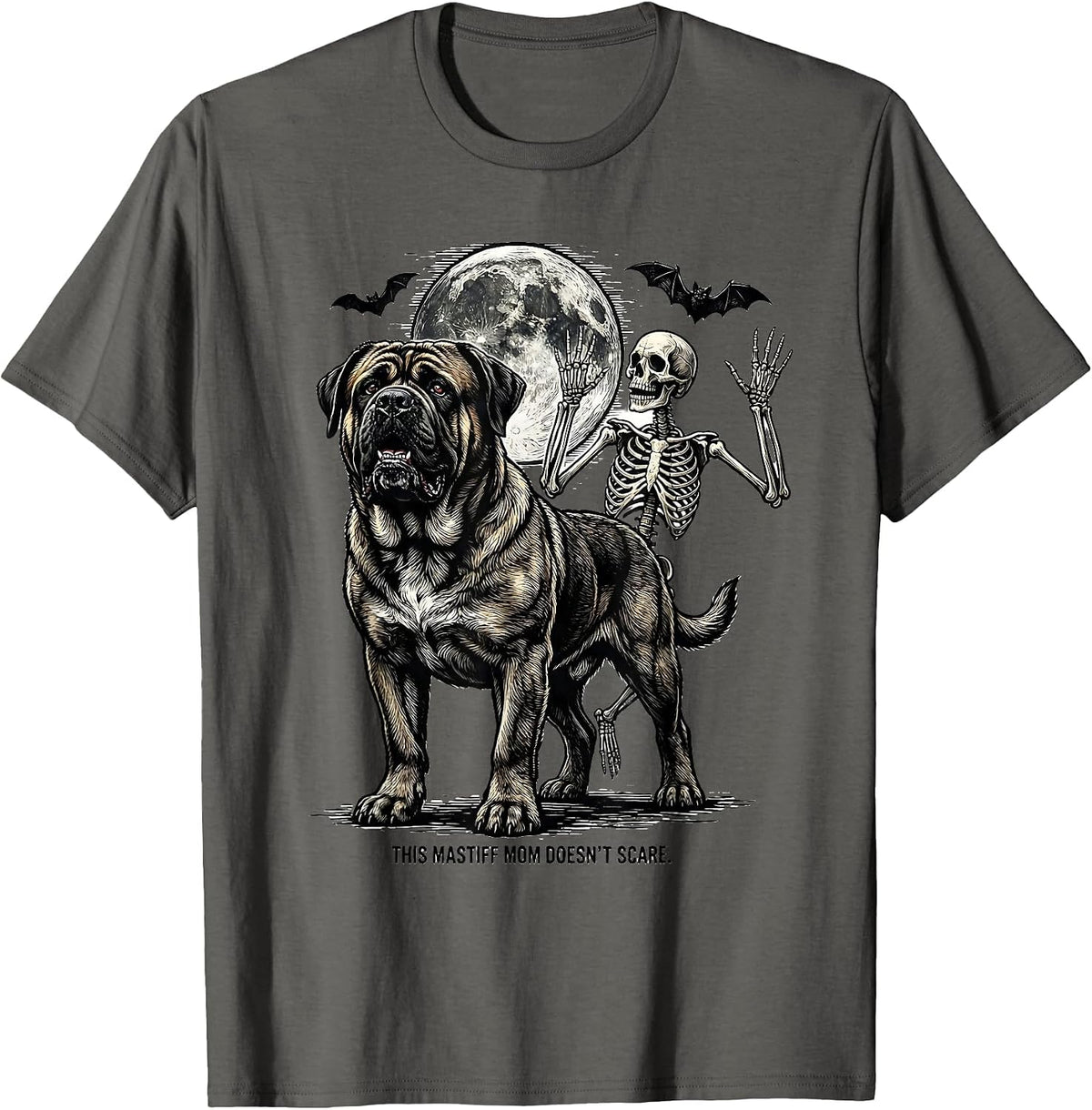 Men's This Mastiff Mom Doesn't Scare Funny Skeleton Chasing Dog T-Shirt - Asphalt Grey